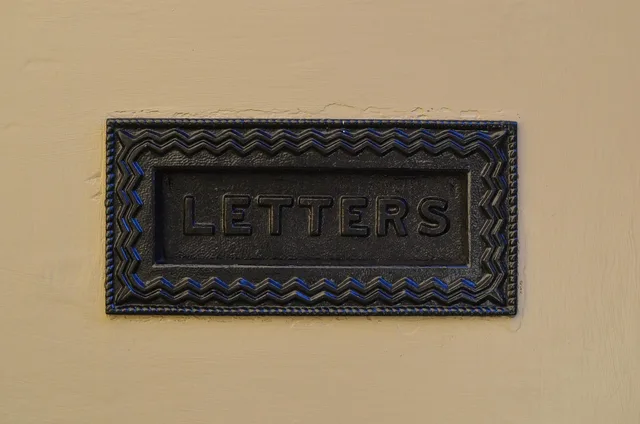 mailbox, hd wallpaper, letter, door, wallpaper 4k, post, message, free background, envelope, communication, beautiful wallpaper, windows wallpaper, box, postal, send, correspondence, cool backgrounds, delivery, service, mac wallpaper, laptop wallpaper, deliver, mailman, 4k wallpaper, shipment, desktop backgrounds, inbox, letterbox, postage, postbox, architecture, background, full hd wallpaper, brown email, brown community, 4k wallpaper 1920x1080, brown communication, wallpaper hd, brown door, brown letter, free wallpaper, brown box, brown service. Separating technical delivery issues from poor targeting